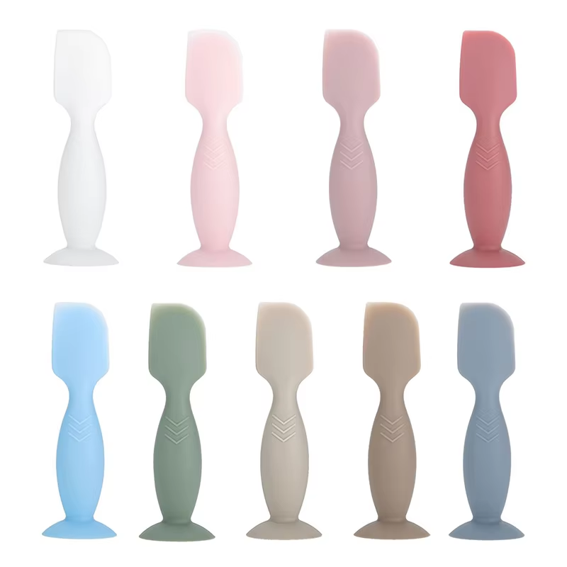 Baby Products Application - Baby Windel Creme Spatel für Butt